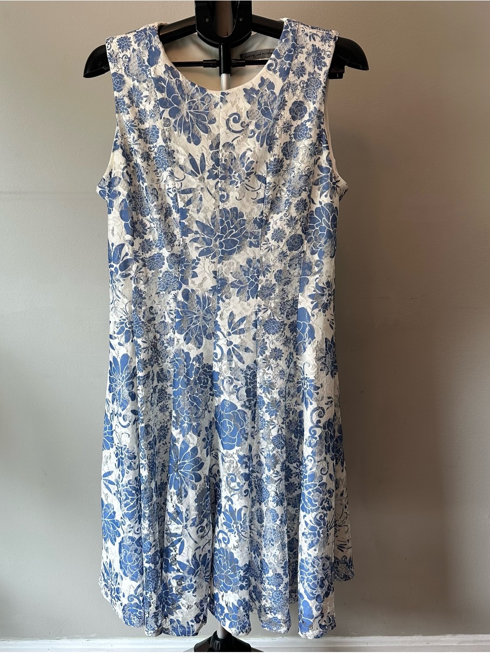 Danny & Nicole Midi Dress Women 16 White Blue Floral Cottagecore‎ Boho